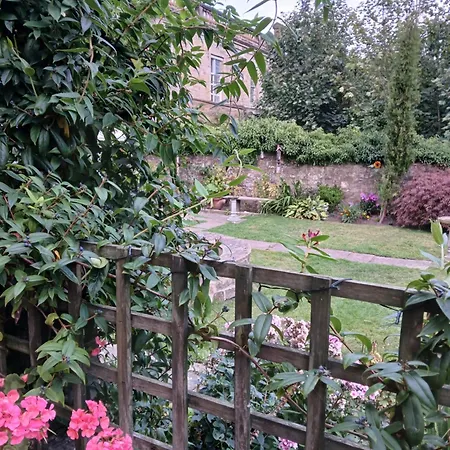 Panzió Gospatric House